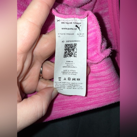 Puma Kids Vibrant Pink and Black Hoodie Girls M 10/12 - Picture 7 of 13
